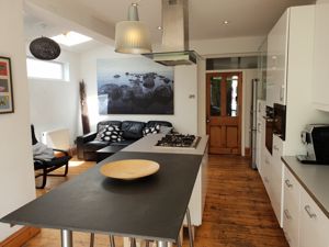 Photo 10- click for photo gallery